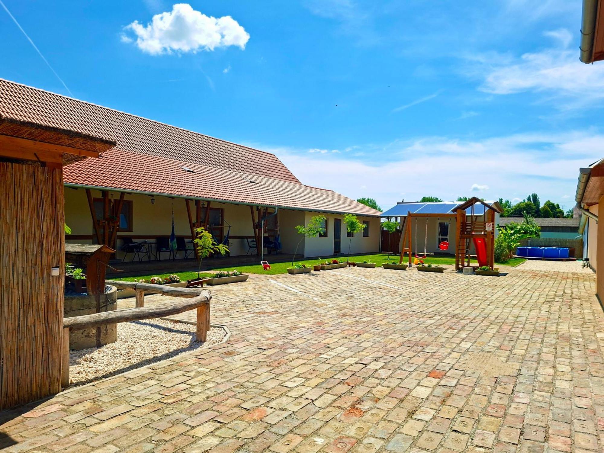 Appartamento Szelcsengo Wellness Vendeghaz Makó Esterno foto